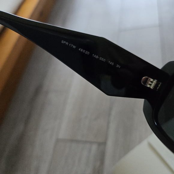 Prada Eyewear Runway Oversize-Frame Sunglasses - Picture 5 of 9